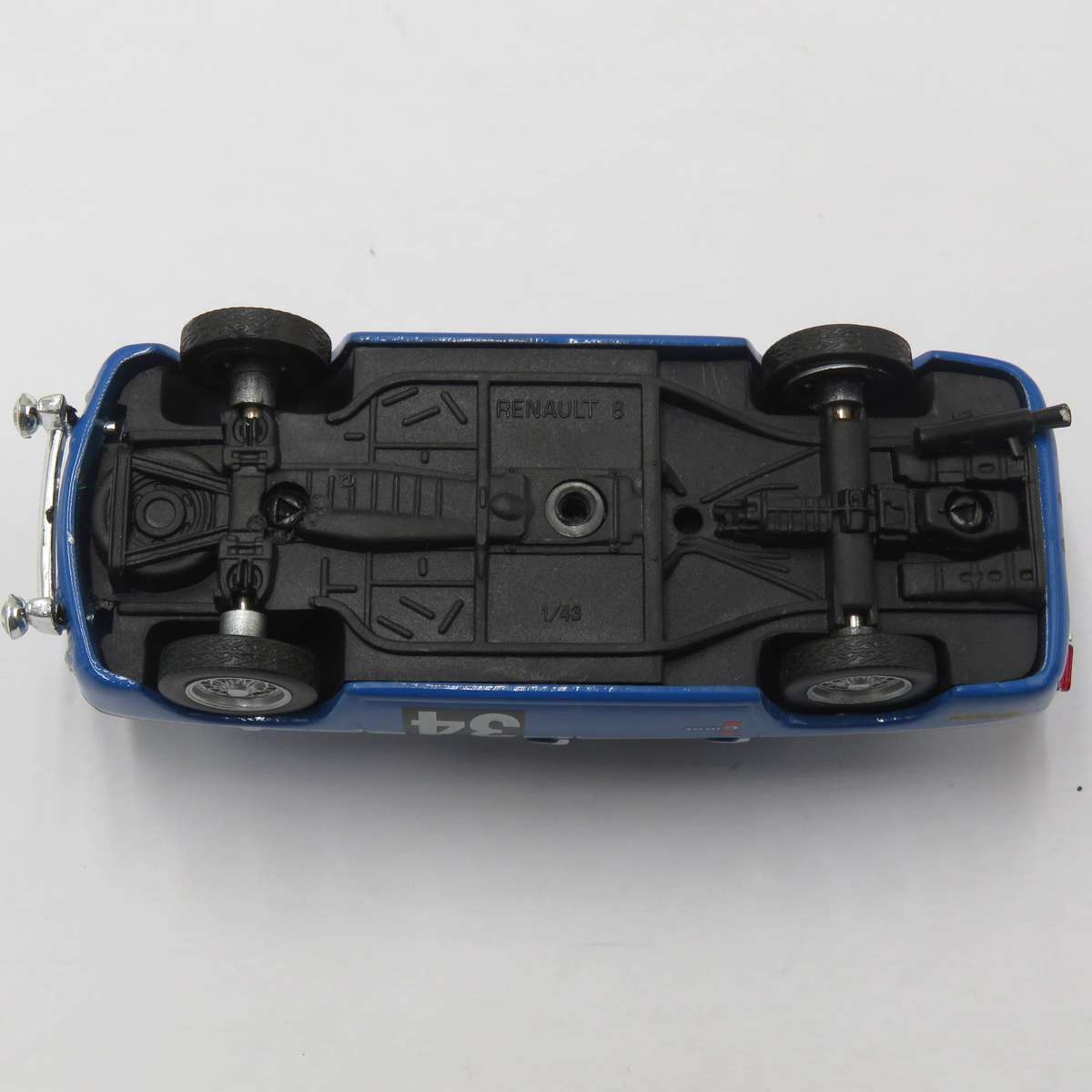 Renault 8 Gordini #34 die-cast rally model car - scale 1/43
