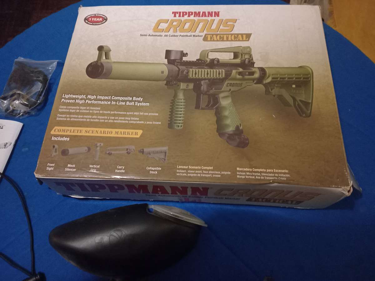 Tippmann Chronus Tactical PaintballGun,Solid Ammo,Co2 tanks, Co2 onoff switch and other accessories
