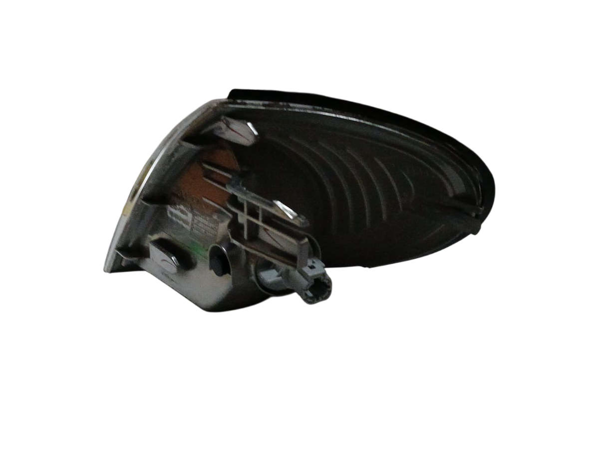 Nissan Almera Hatchback 01-03 RHS Corner Lamp