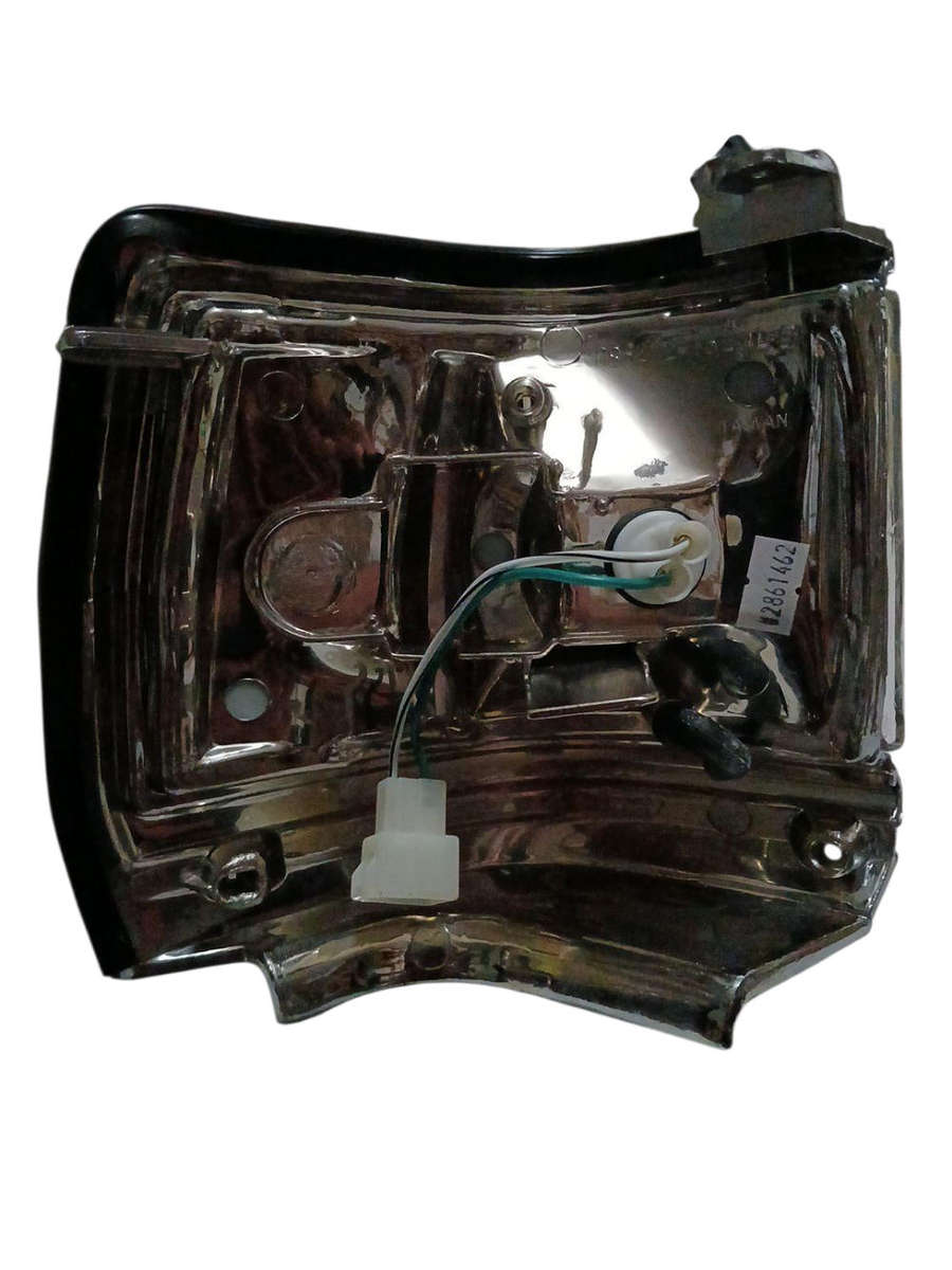 Toyota Cressida 1989-92 LHS Corner Lamp