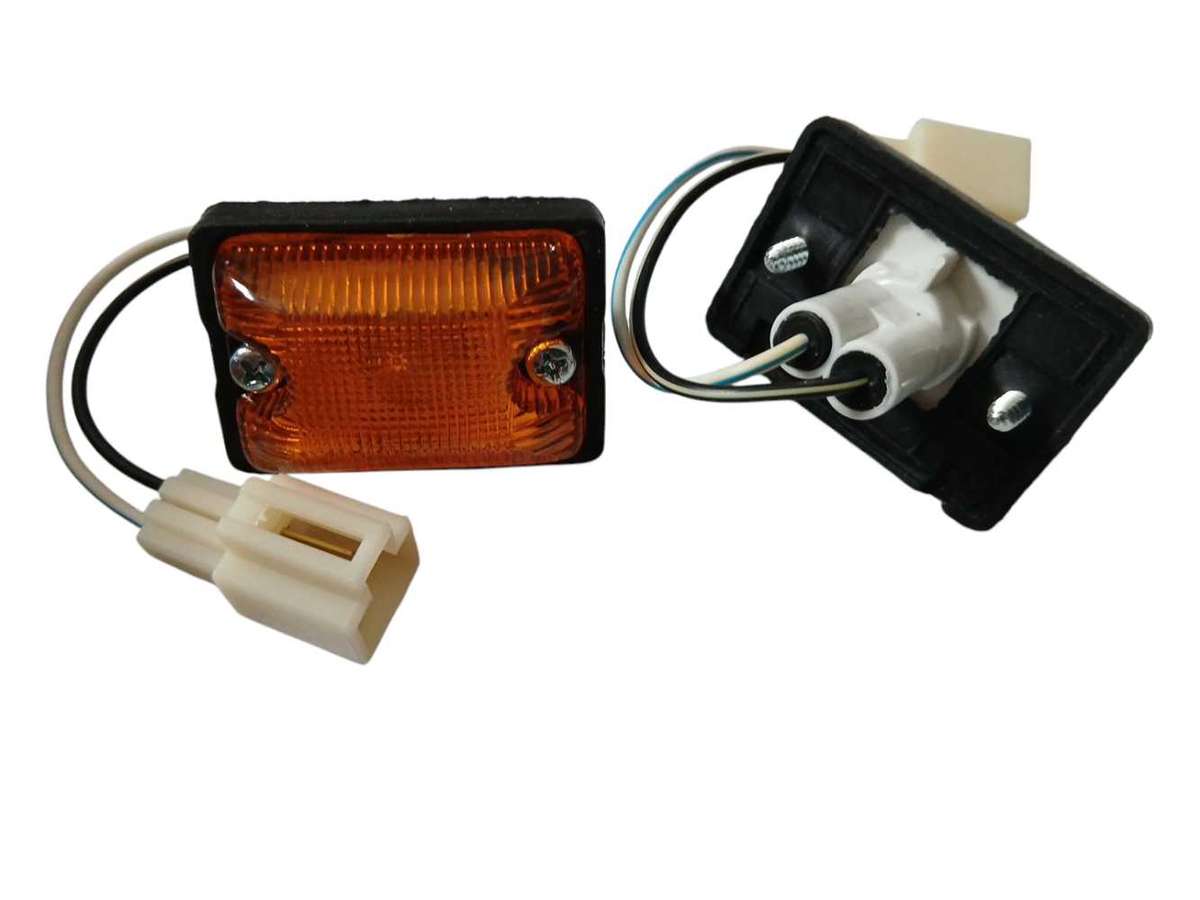 Toyota Cressida RX70 Amber Fender Indicator Set L/R