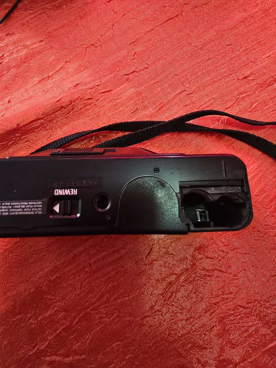 Cameras - Mixed Batch (for parts, some working cheapies)