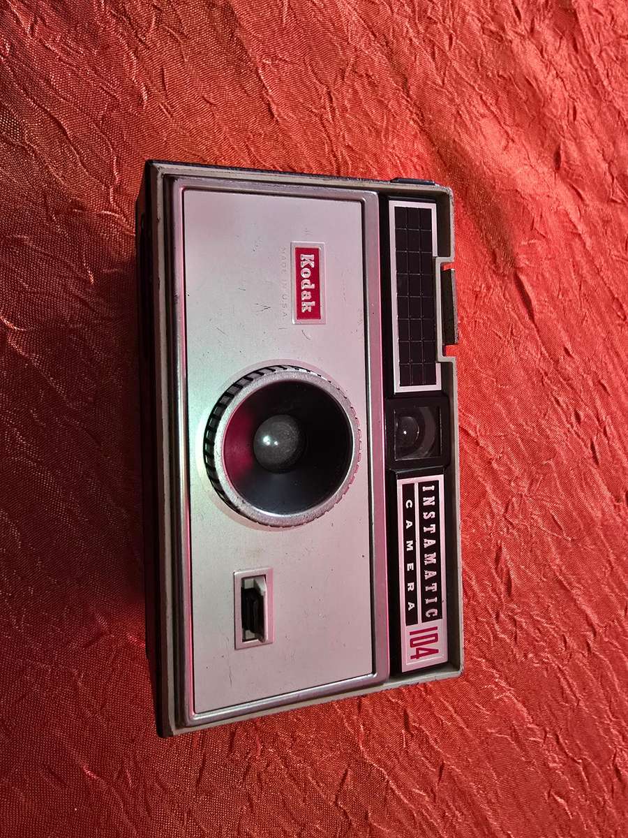 Cameras - Mixed Batch (for parts, some working cheapies)