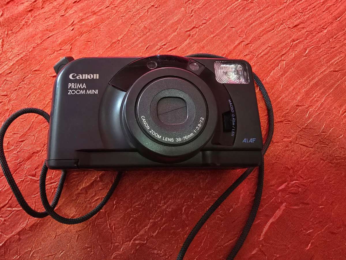 Cameras - Mixed Batch (for parts, some working cheapies)