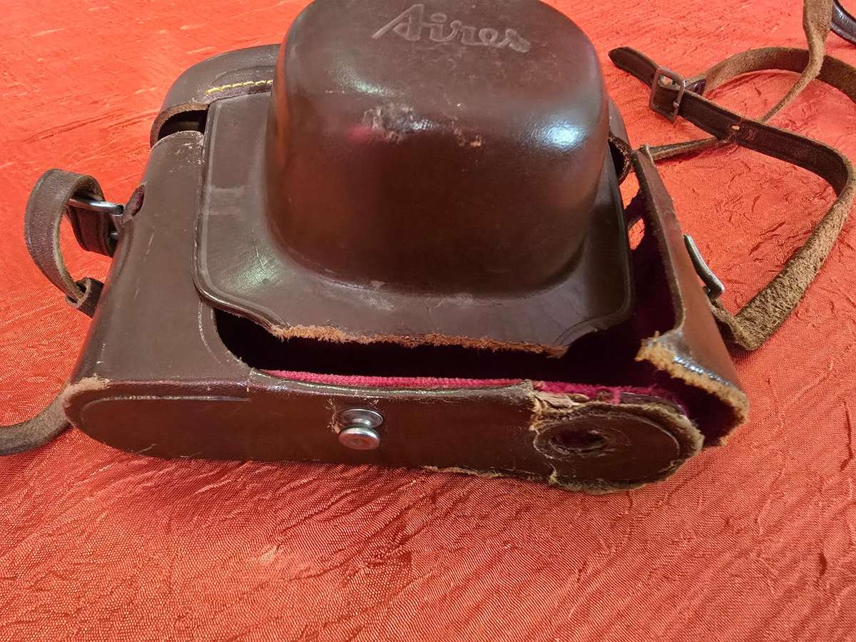 Vintage Aires Viscount 35mm Rangefinder Camera