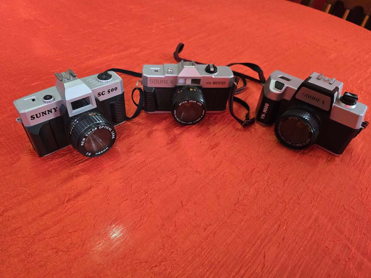 Cameras - Sunny SC 500 - Sounex YN 8000 - Sounex YN 9000 Gift Box