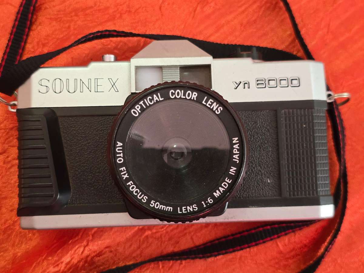 Cameras - Sunny SC 500 - Sounex YN 8000 - Sounex YN 9000 Gift Box