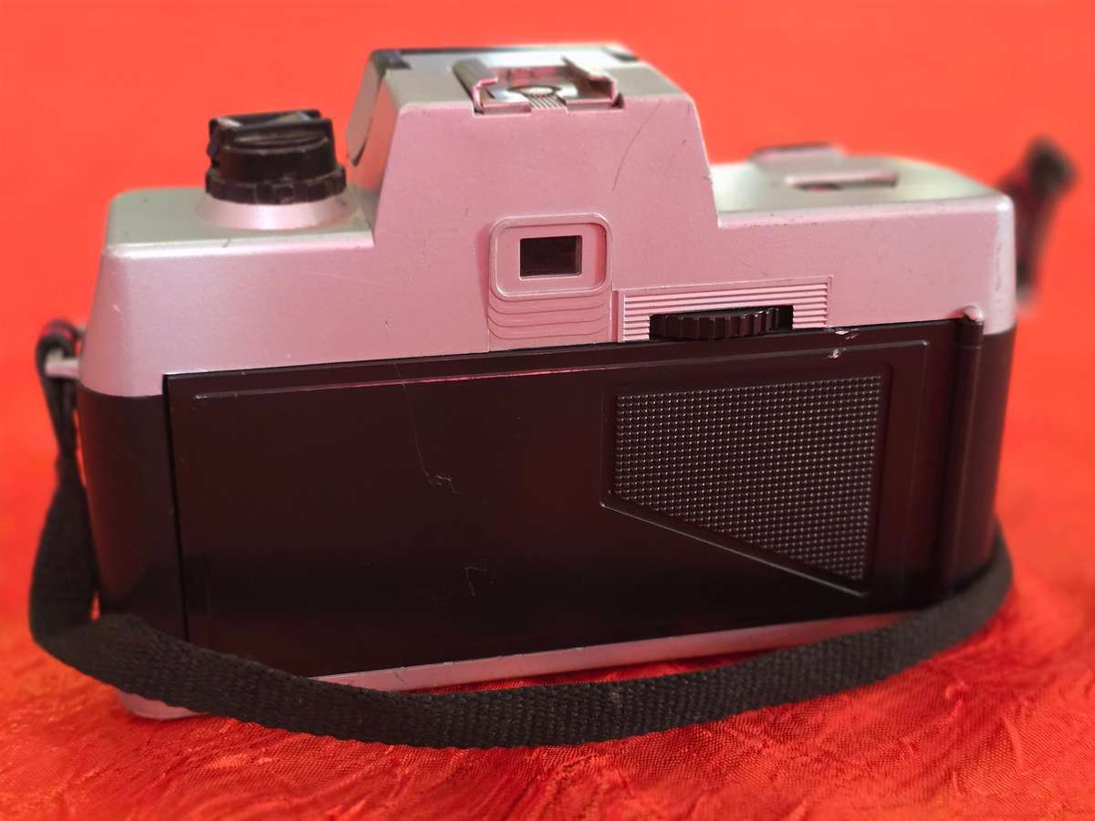 Cameras - Sunny SC 500 - Sounex YN 8000 - Sounex YN 9000 Gift Box