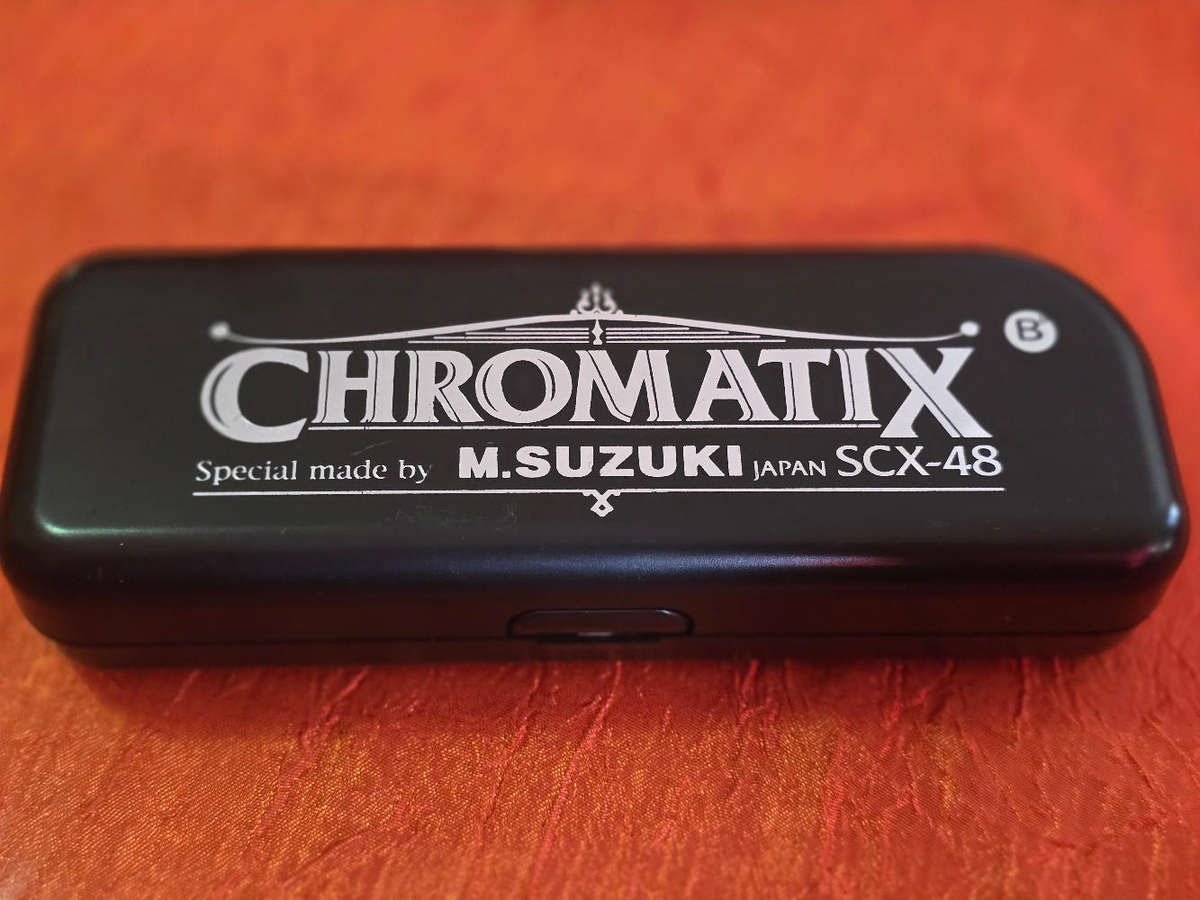 Suzuki Chromatix - B key