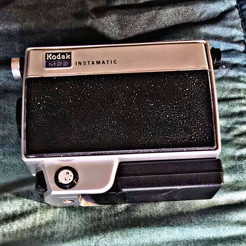 KODAK INSTAMATIC M22 Movie Camera