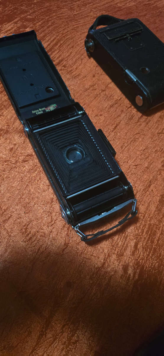 KODAK Jnr.1 & ZEISS IKON