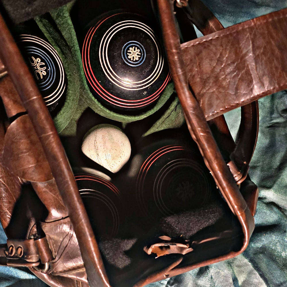 Henselite Lawn Bowls in a Carry Case