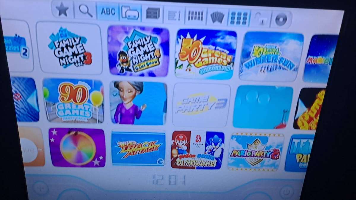 Nintendo Wii Console + 35 preloaded games