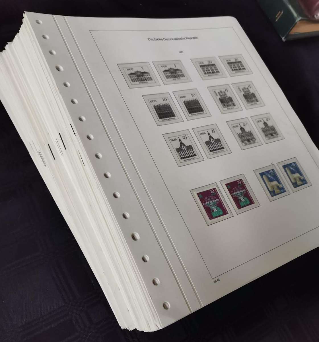 DDR - Album & 100s loose pages