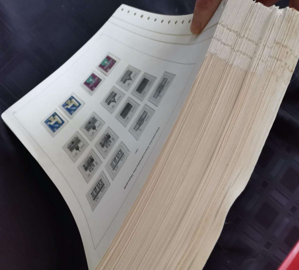 DDR - Album & 100s loose pages