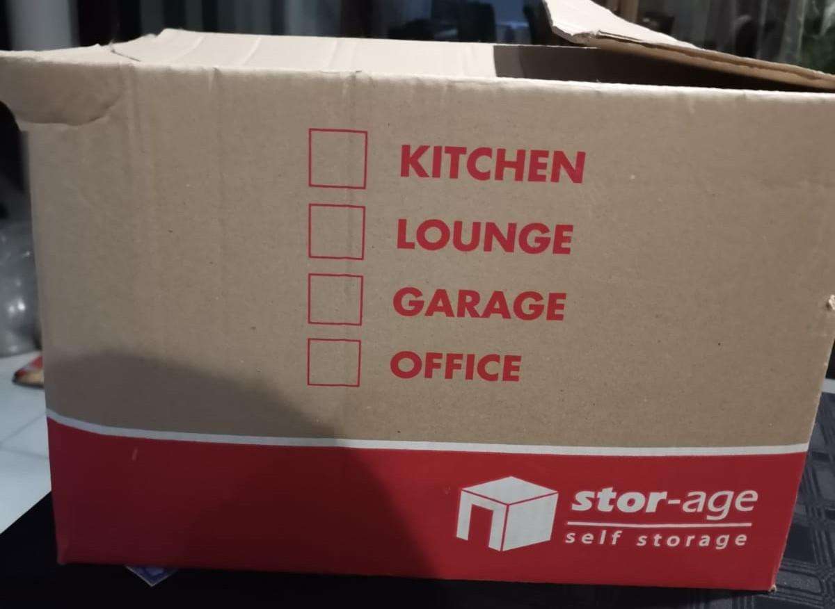 Big Box with +-15 RSA stamps series as issued from post office - SACCR10,000+ 8kg