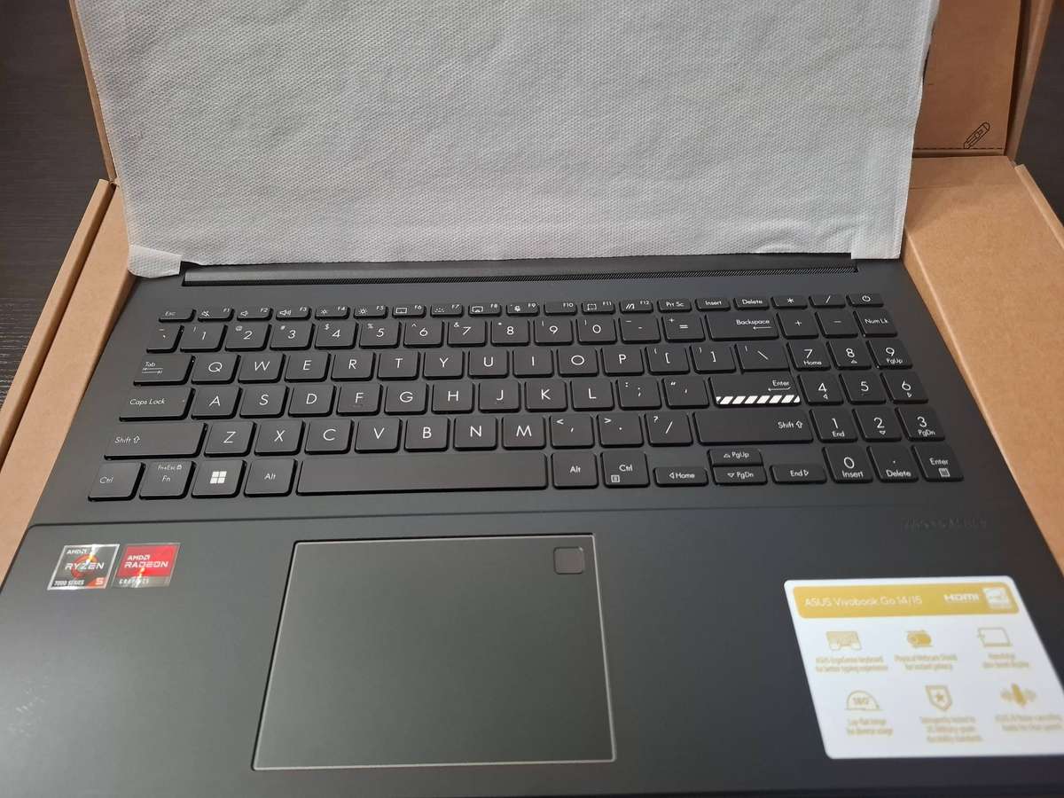 Asus E1504 Vivobook Go Ryzen 5 8Gb 512Gb 15.6