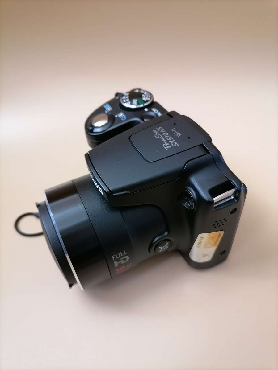 Canon PowerShot SX510 HS Digital Camera | 12.1 MP | 1080p FHD Movies | Wi-Fi | 60x Zoom Plus