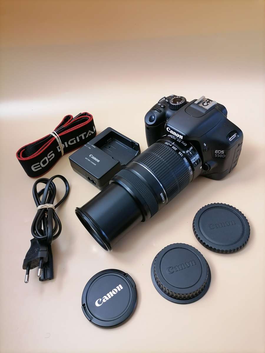 Canon EOS 550D 18MP DSLR Camera