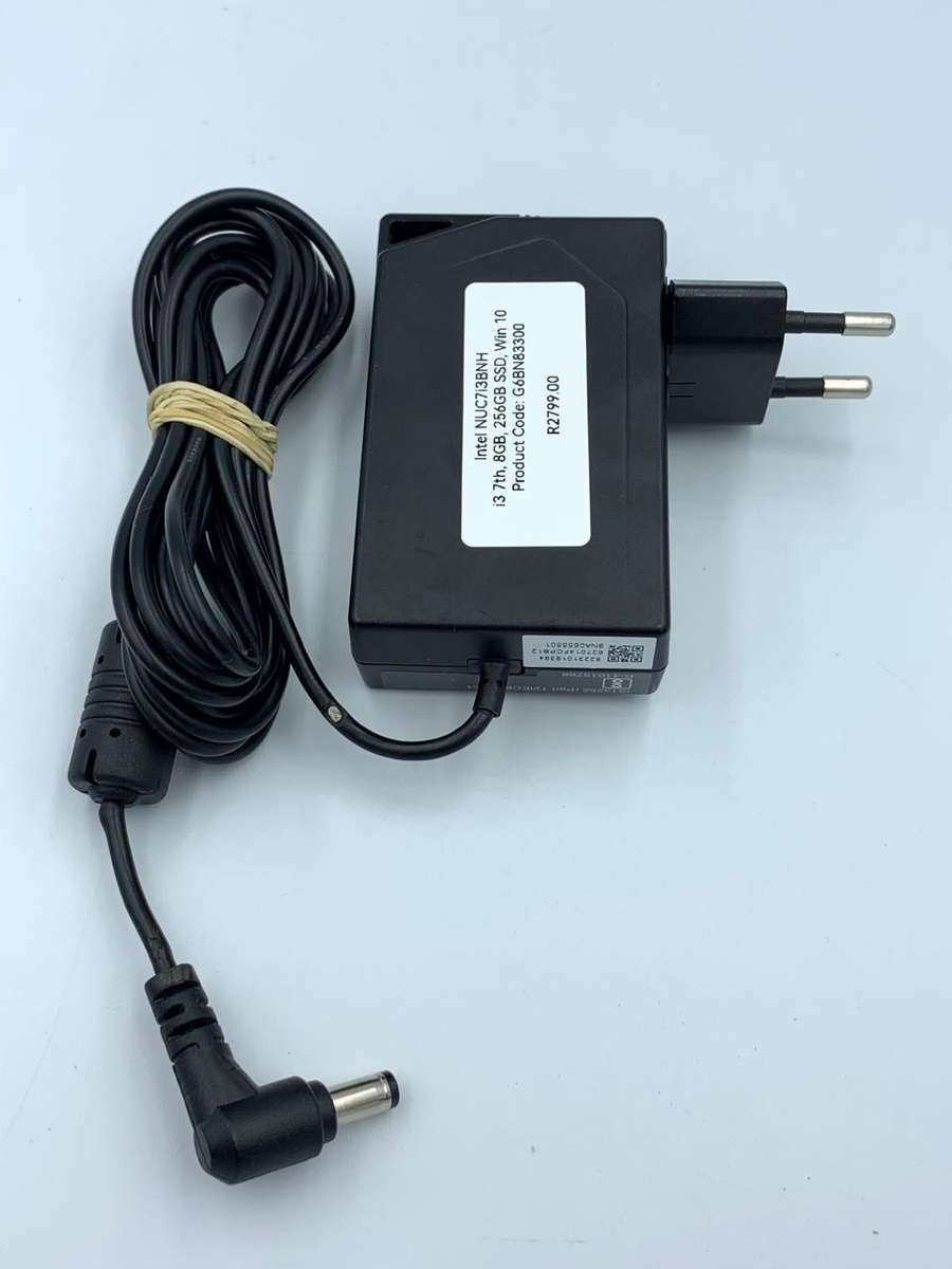 Intel NUC (Intel i3, 256GB SSD & 8GB RAM)