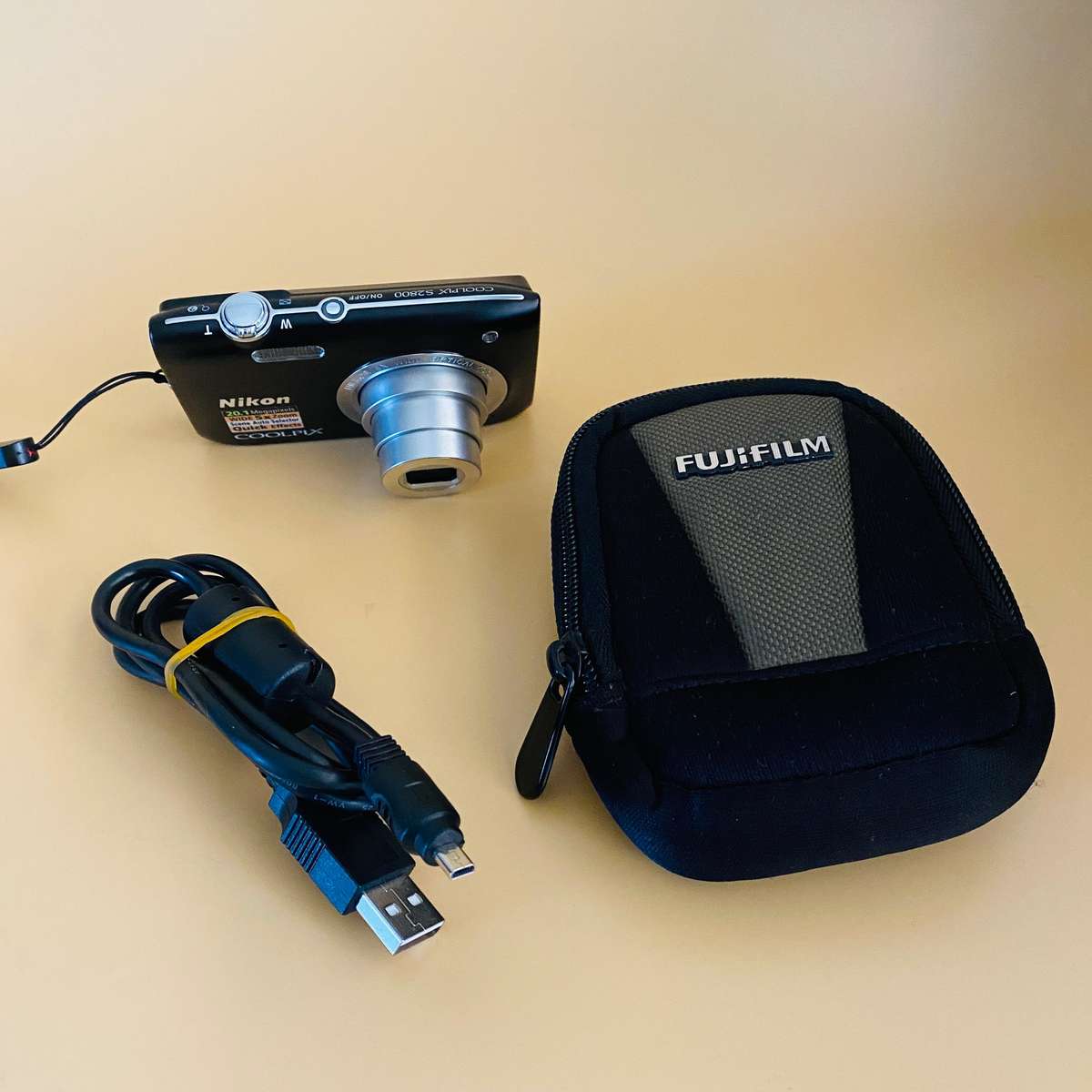 Nikon Coolpix S2800 (20MP, HD 720p, 5x Optical Zoom - Digital Camera