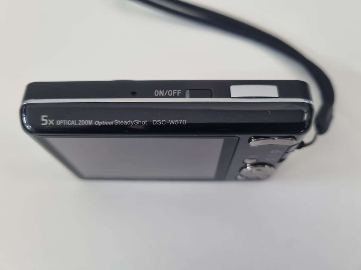 Sony DSC-W580 Digital Camera(16.1 MP, 5x Optical Zoom, HD Movie) Black