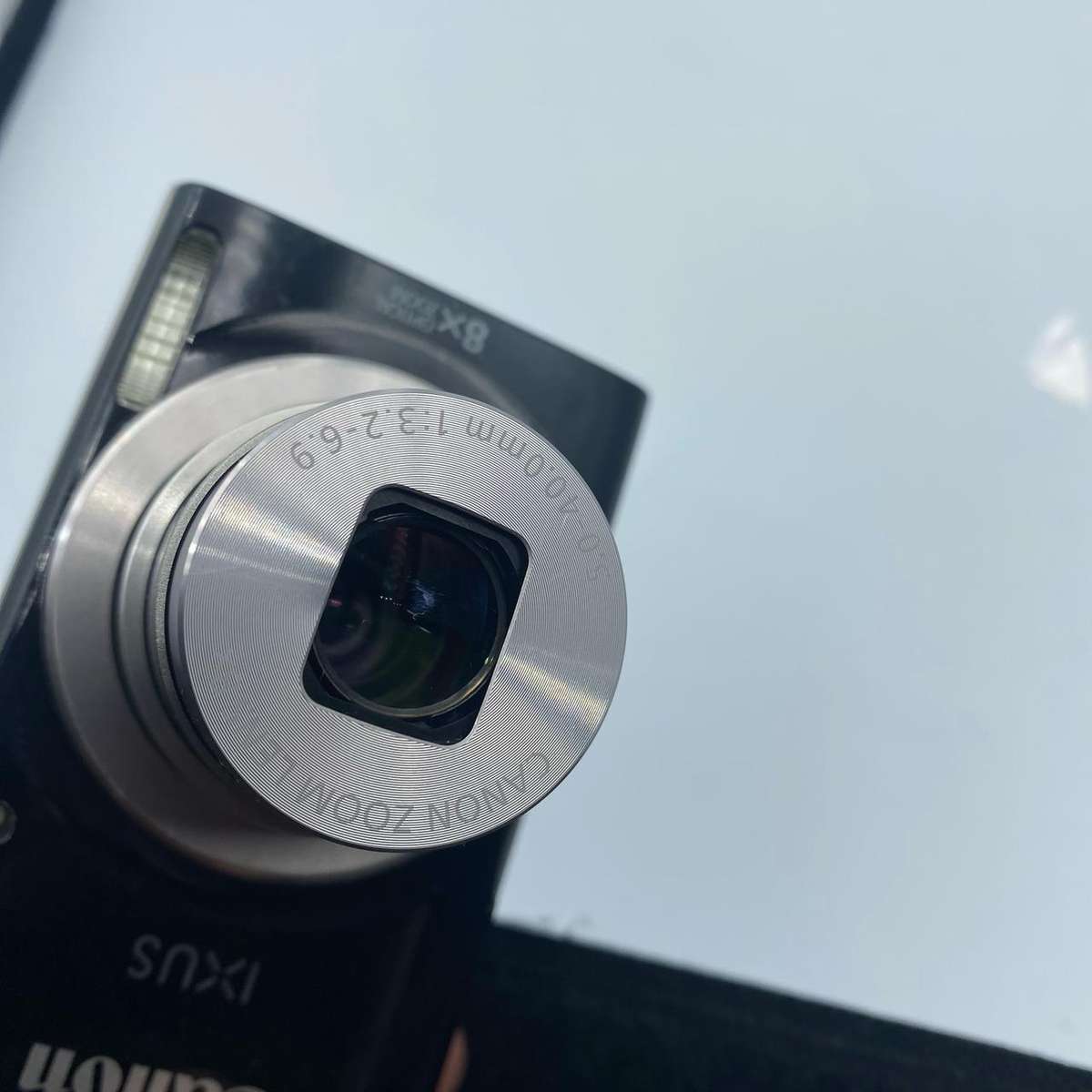 Canon IXUS 185 Digital Camera (20MP | 720p HD, 8x Optical Zoom) Black