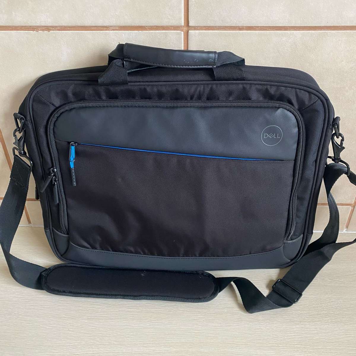DELL Shoulder Bag 15.6`Laptop Bag-Black