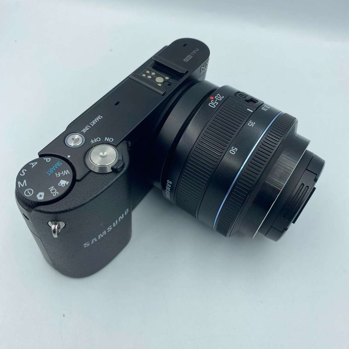 Samsung ES90 Point and Shoot Camera (14.2MP, 5x Optical Zoom) Silver