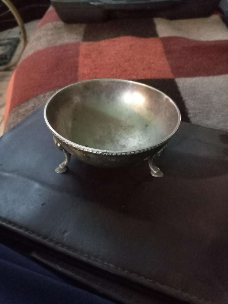 236 grams silver bowl