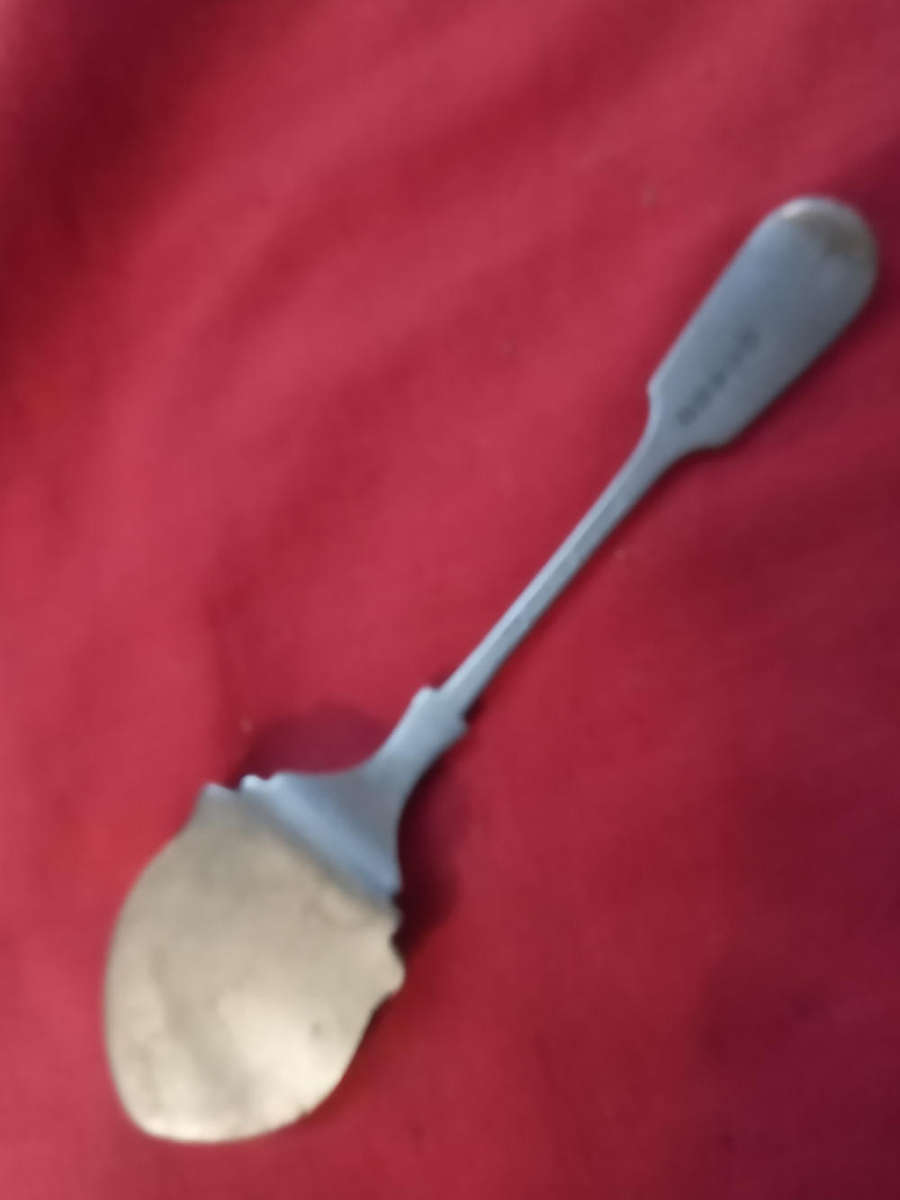 Sterling silver cake lifter 23.3 gr