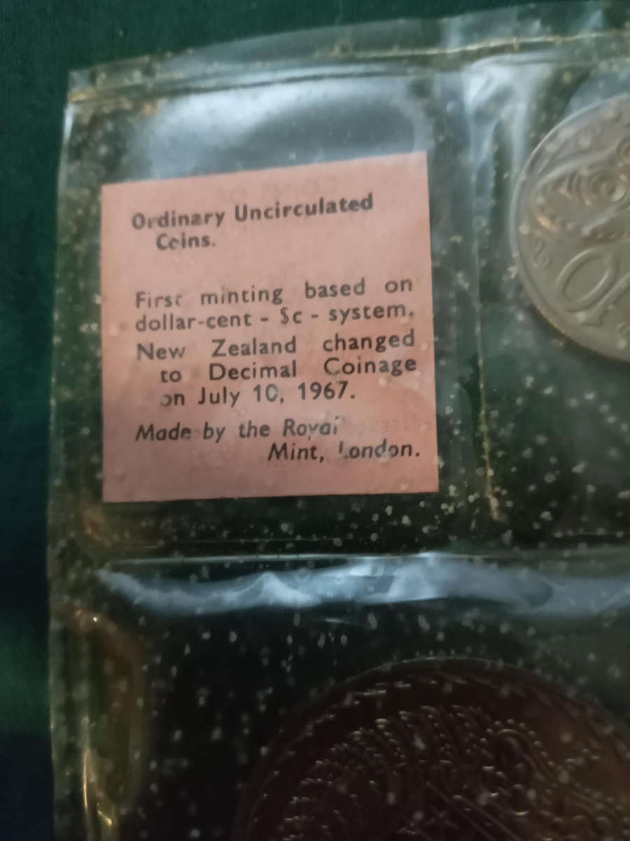 1967 New Zealand coin set