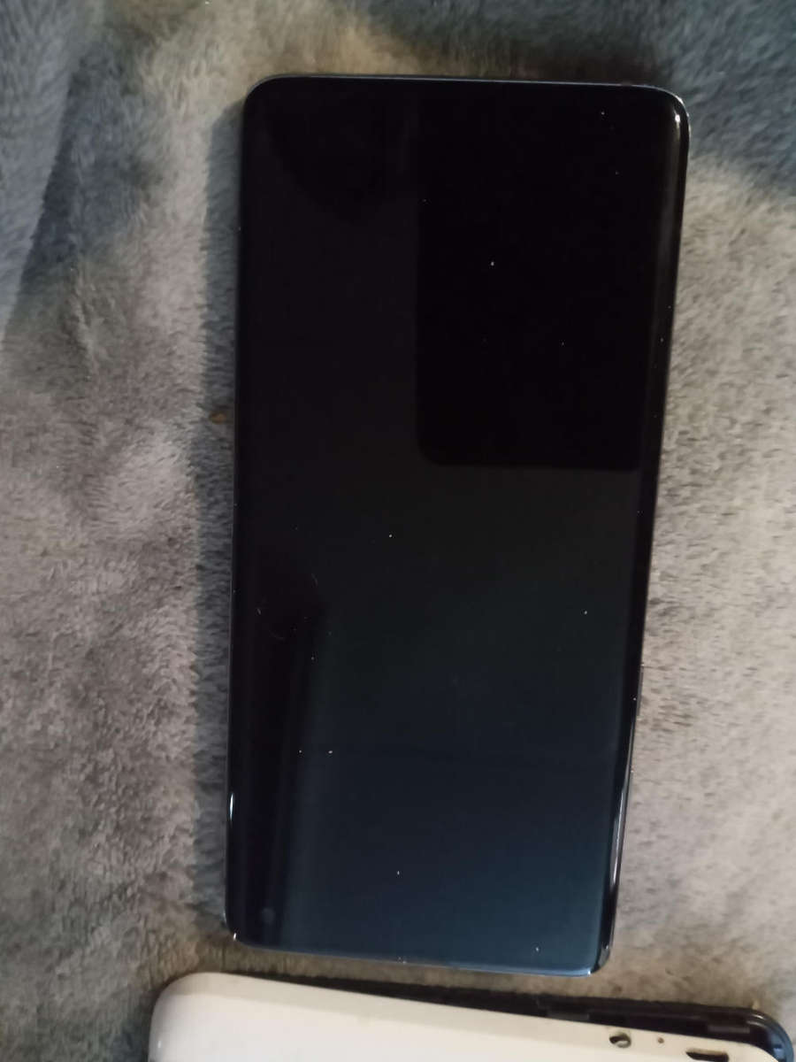Samsung s10 needs new lcd screen