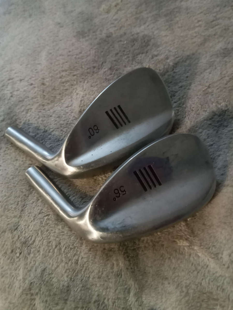 Golf metal heads spinner 56° and 60°
