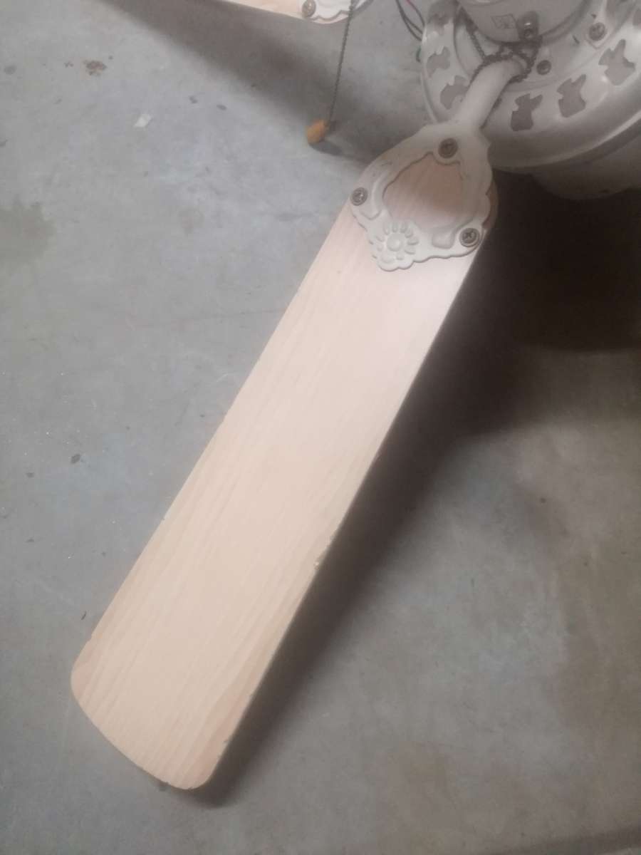 Logik ceiling fan 42cm blades new