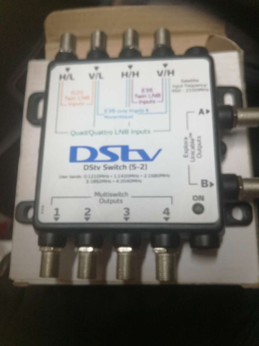 DSTV switch 5-2 new boxed