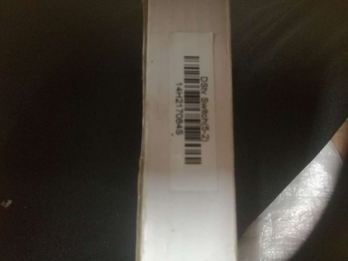 DSTV switch 5-2 new boxed