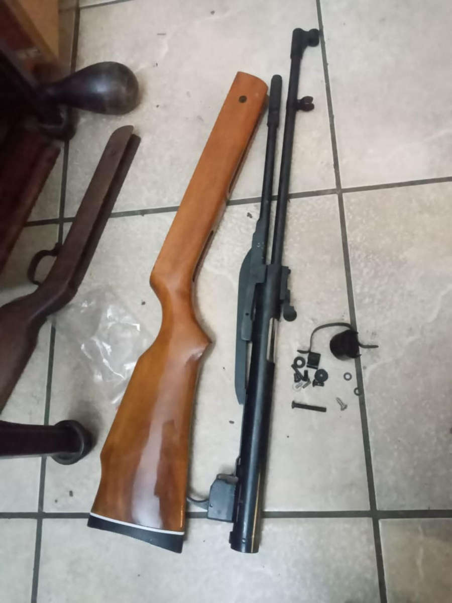 Pellet gun,,new, taken apart