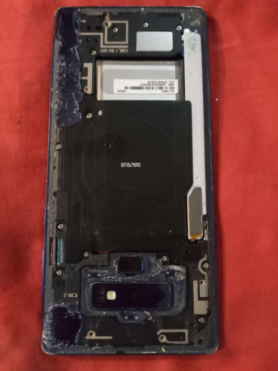 Samsung note 9 needs new screen