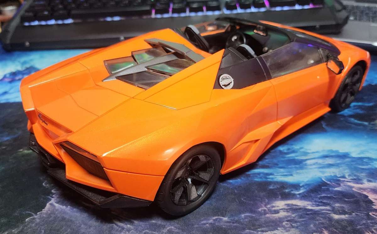 2010 Lamborghini Reventon Roadster 1/14 R/C Car