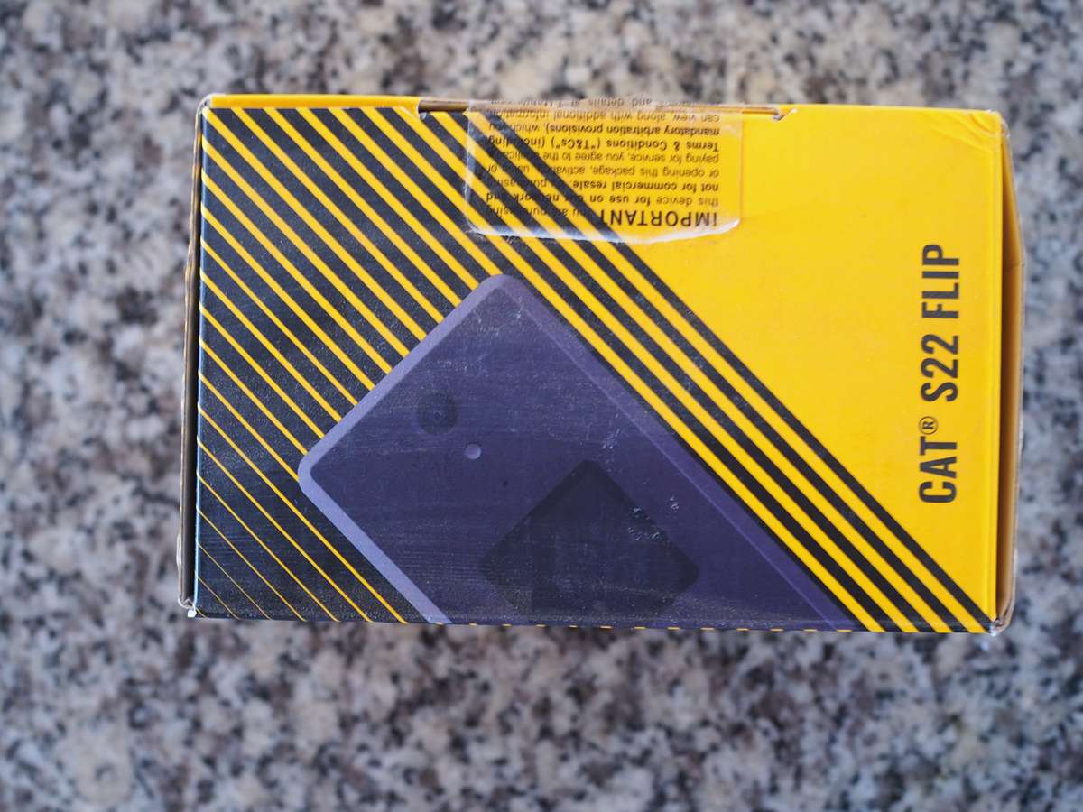 Cat S22 Flip (Parts or Repair)