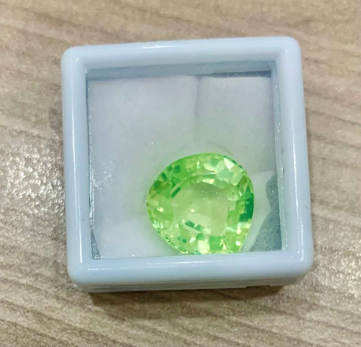 14.5 Ct Apple Green Peridot. Pear Cut gemstone