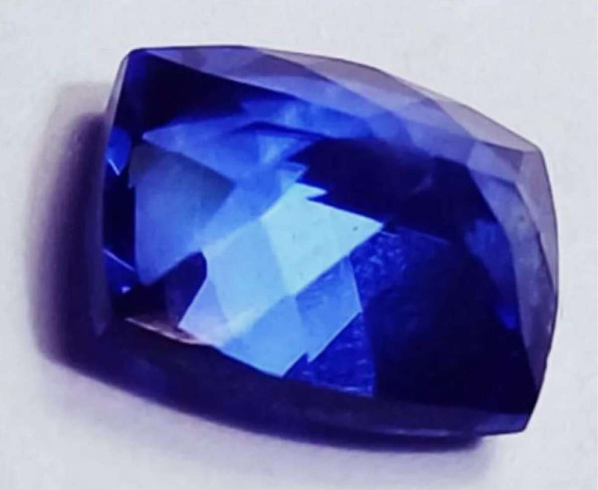 8.90 Ct Treated Tanzanite Cushion