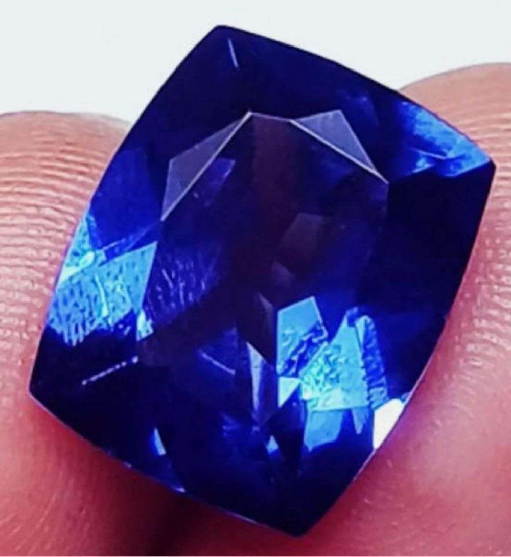8.90 Ct Treated Tanzanite Cushion