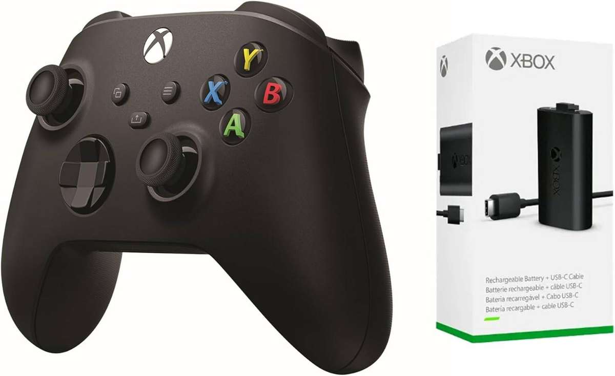 Xbox Series Carbon Black Controller + Recharge Kit