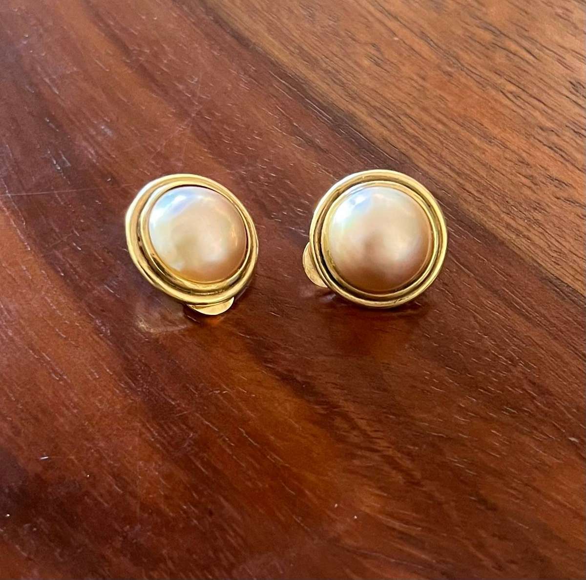 Vintage 9ct / 14ct pearl earrings