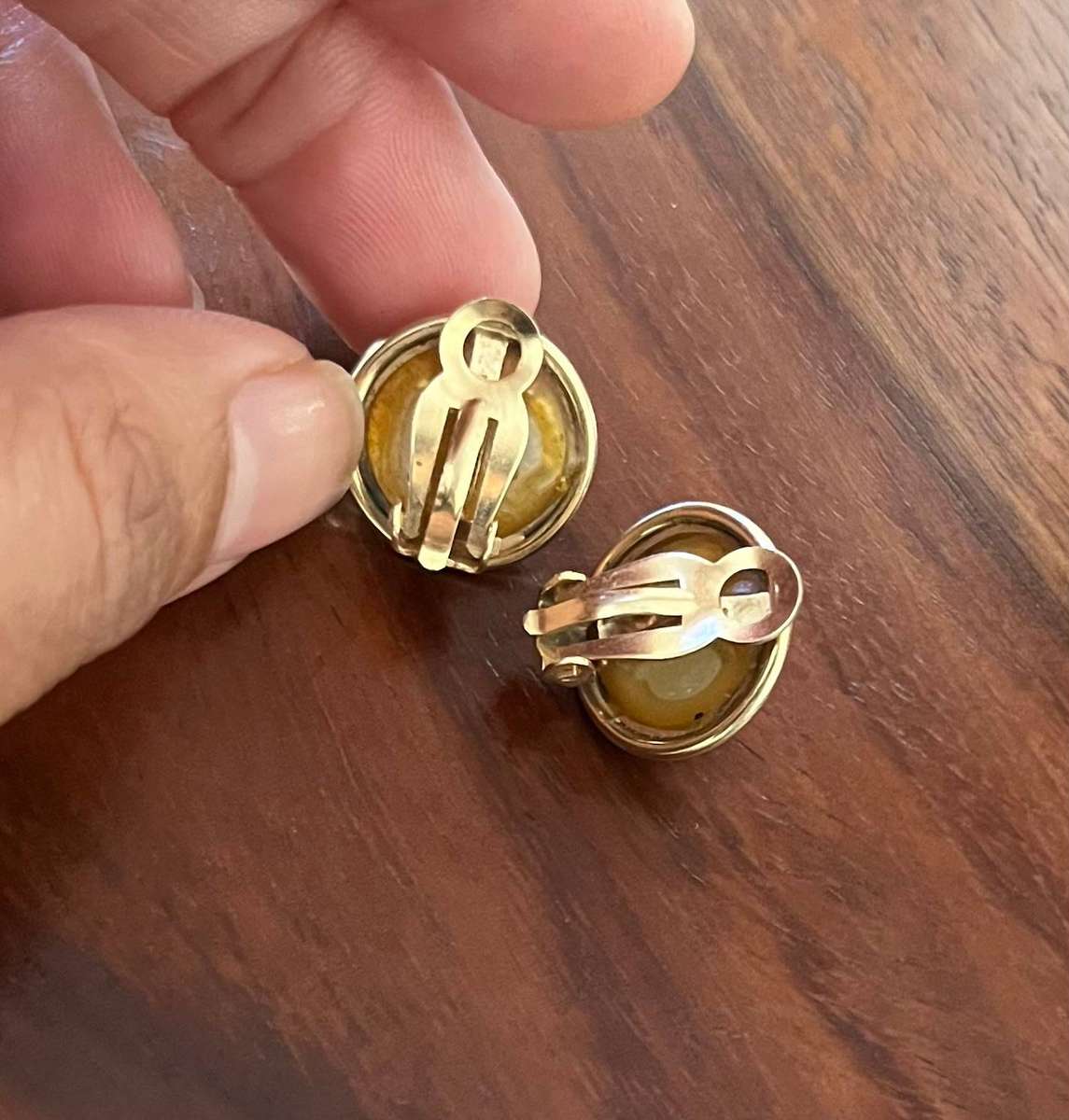 Vintage 9ct / 14ct pearl earrings