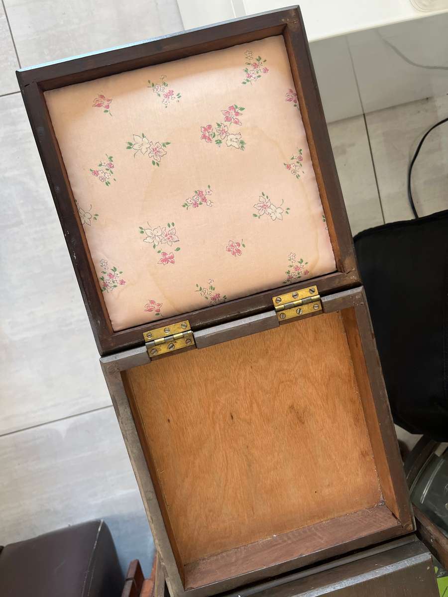 Vintage accordion sewing box