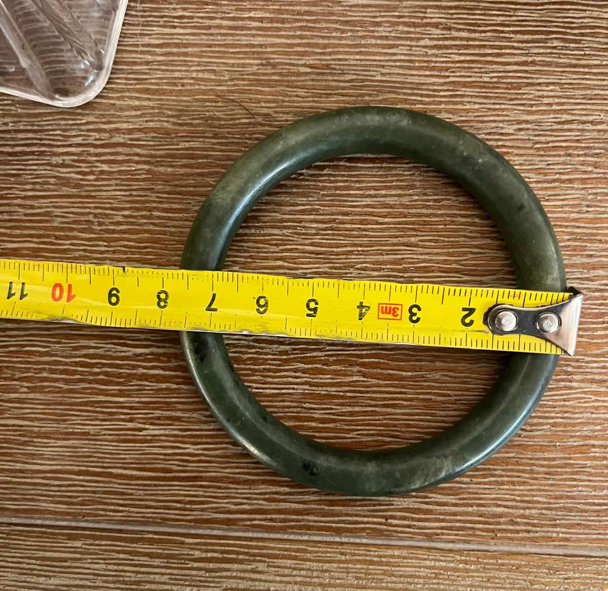 Vintage jade spinach green bangle