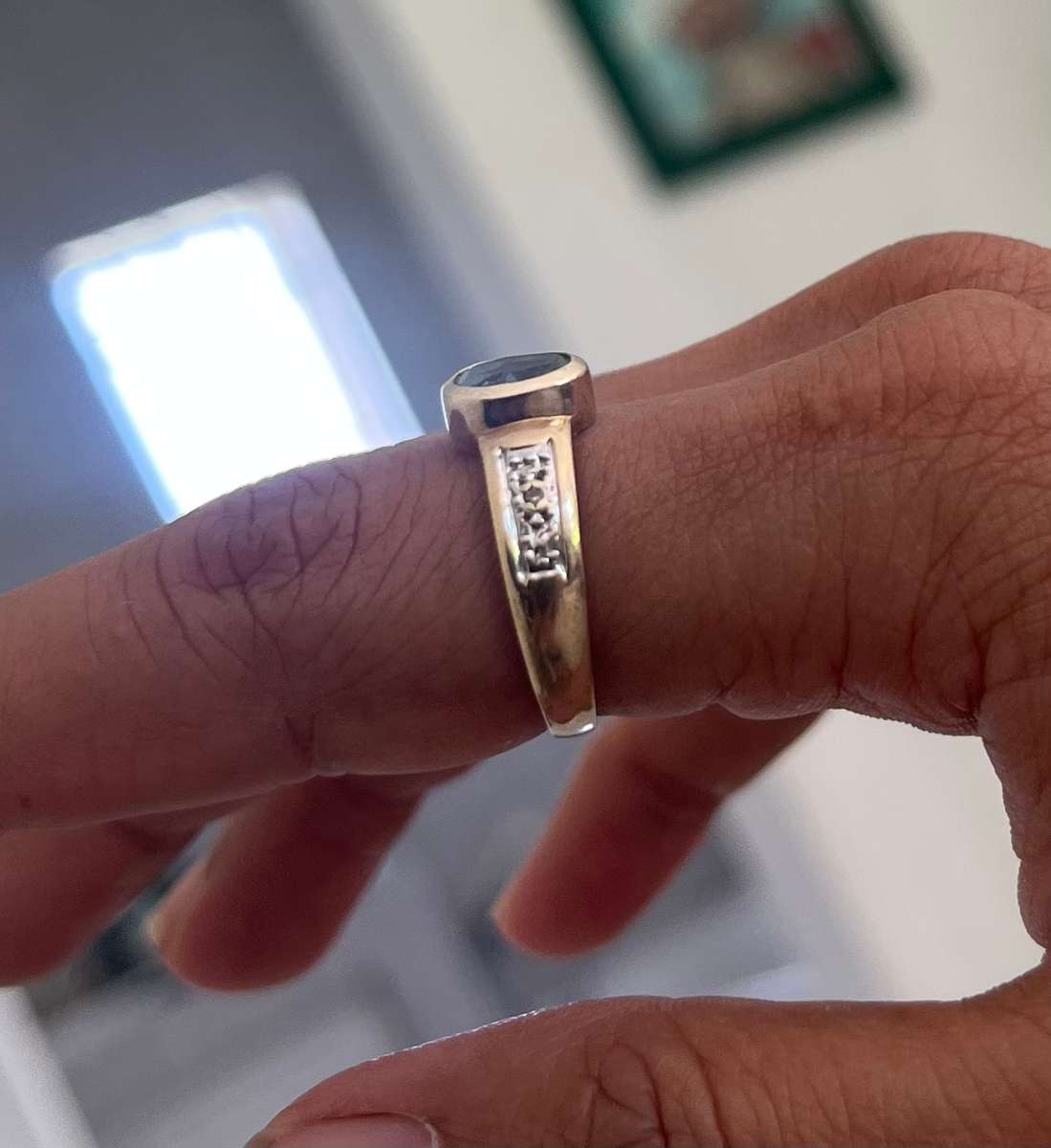 9ct yellow gold ring